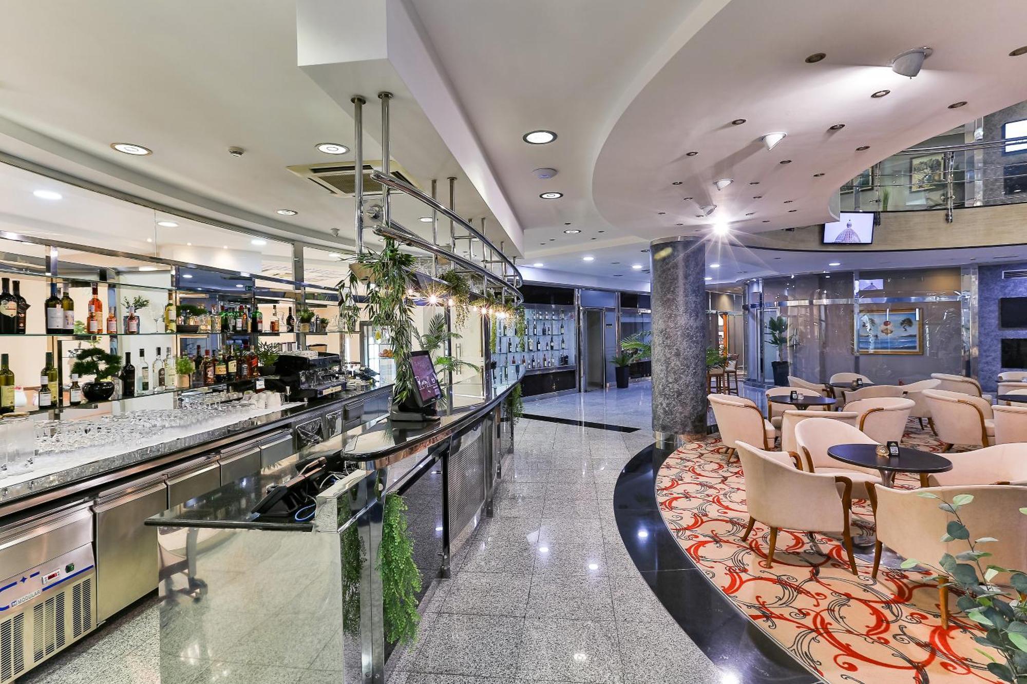 Kings Park Hotel Podgorica Exterior foto